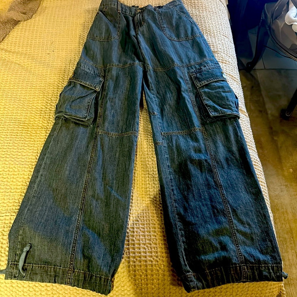 Revice wide leg cargo pants